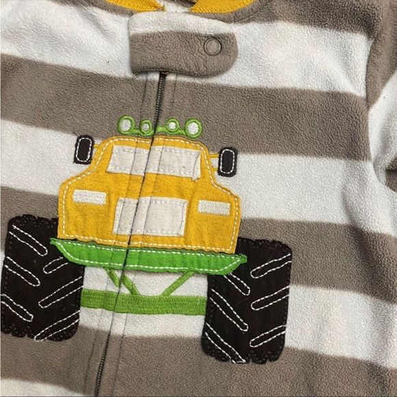 CARTER'S | 3/$15 Baby Boy's Truck Sleeper - Picture 3 of 4